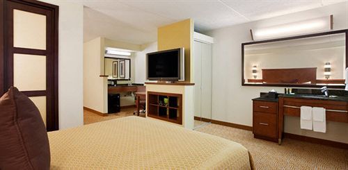 Hyatt Place Boston/medford 3*