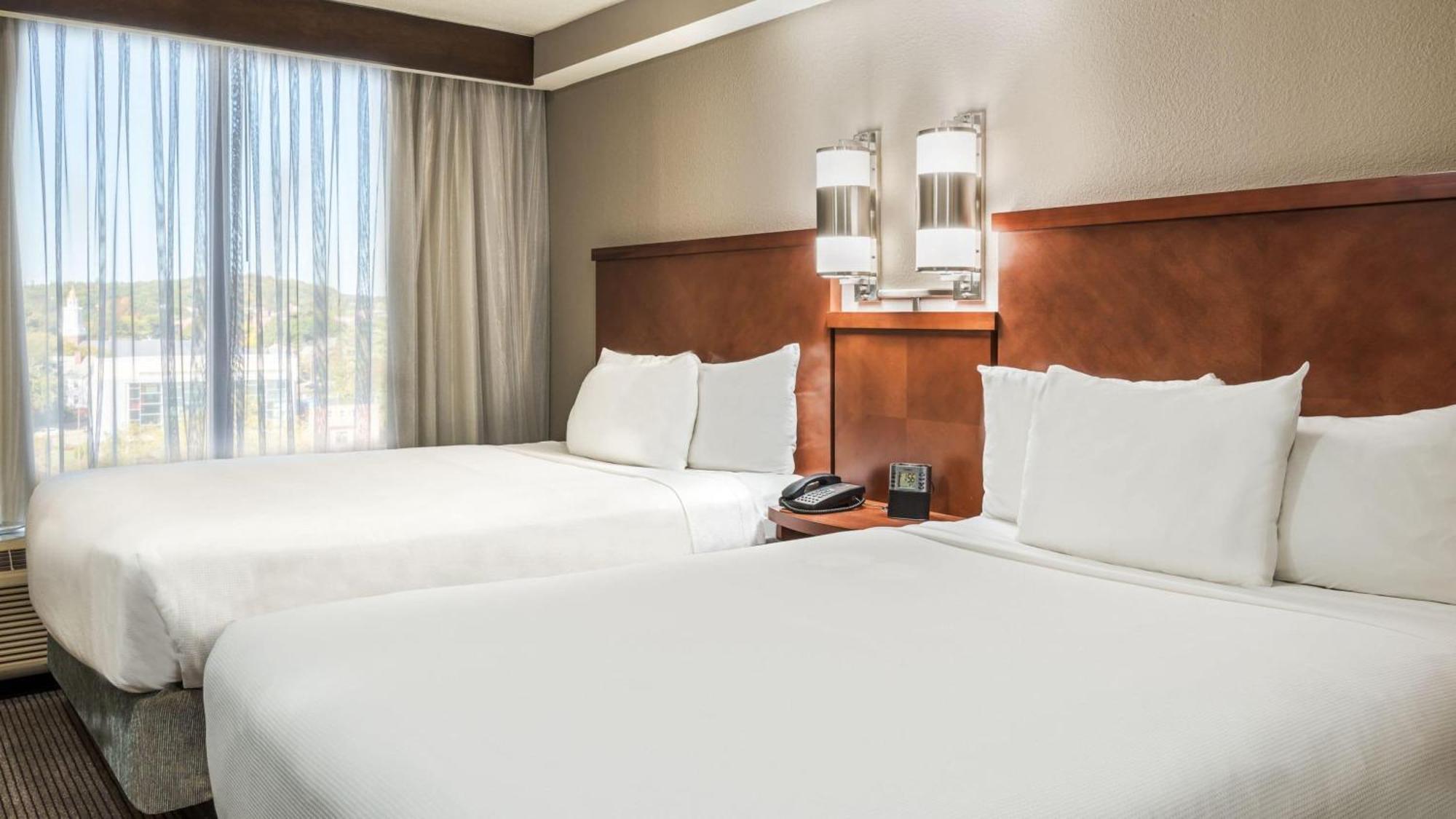 Hyatt Place Boston/medford Hotel 3*